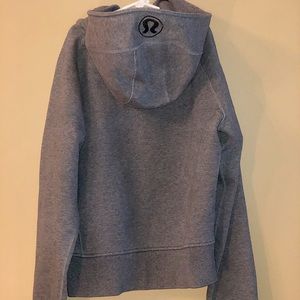 Lululemon sweater (BRAND NEW)